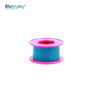 Bluenjoy Водонепроницаемая гипоаллергенная медицинская мягкая силиконовая лента с перфорацией для фиксации марли или ленты для хрупкой кожи - Product Image 1