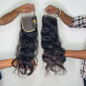 Paquets de cheveux humains indiens bruts bouclés à ondes profondes à prix d'usine et fermeture frontale en dentelle HD 5x5 6x6 - Product Image 1