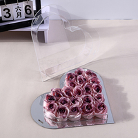 Valentijnsdag Bruiloft Decoratieve Geconserveerde Roze Bloem Hartvorm Eeuwige Geurende Zeep Acryl Box Concurrerende Prijs