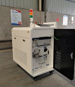 Máquina de Soldadura Láser 5 en 1 LaserMen-2000, Solución Rentable para Trabajos Industriales en Metal - Product Image 3