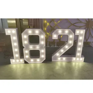 Lettres lumineuses pour chapiteau LED avec des chiffres de l'alphabet, pour décoration de fête d'anniversaire de 18 ans