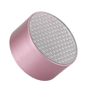 Nouvel arrivage 100% d'huile de coco d'aloe vera biologique 106g de savon en barre hydratant masculin pour le nettoyage du corps des hommes - Product Image 1