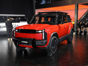 SUV Elettrico Puro Chery ICAR 03T 2024 4WD con Autonomia di 501km, Volante Multifunzione, Ricarica Rapida in 0,5h, <span class=keywords><strong>Auto</strong></span> Usata - Product Image 2