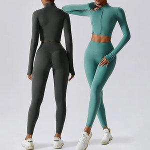 Ropa de gimnasio personalizada Ropa transpirable corta Yoga Gimnasio Activewear Legging Conjunto de 4 piezas Gimnasio Fitness Yoga Conjuntos para mujeres - Product Image 4