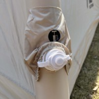 Grande tente gonflable imperméable personnalisée pour plusieurs personnes Tissu en coton de luxe pour le camping en plein air et la survie en nature2 * 2M