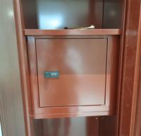 Meuble de rangement domestique : Armoire métallique à 3 portes battantes avec miroir et motifs imprimés en fer, casier de rangement