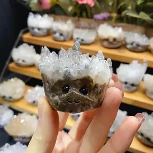 Wholesale Natural Stone Crystal Cluster Craft Crystal Animal Crystal Cluster Hedgehog For Healing.
