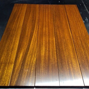 Pavimentazione in <span class=keywords><strong>Iroko</strong></span> Grado AB, Spessore 18mm, Laccatura UV, Superficie Liscia, Ecologica, <span class=keywords><strong>Legno</strong></span> Naturale per Casa - Product Image 5