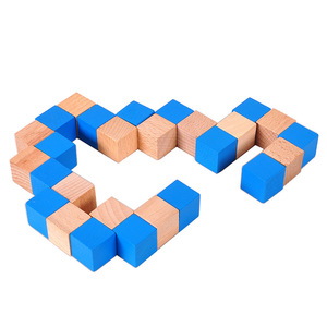 Giocattolo educativo HOYE artigianato 2023 nuovo legno serpente cubo <span class=keywords><strong>di</strong></span> pensiero logico giocattoli <span class=keywords><strong>di</strong></span> <span class=keywords><strong>logica</strong></span> in legno <span class=keywords><strong>Puzzle</strong></span> <span class=keywords><strong>di</strong></span> <span class=keywords><strong>logica</strong></span> - Product Image 4