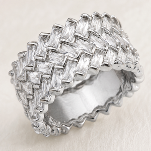 Anello a Mezza Fascia con Design a T, Anello Semplice da Dito per Donne - Product Image 3