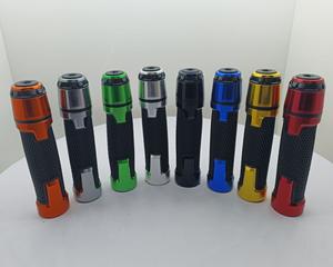 Guidons de moto modifiés en alliage d'aluminium CNC avec embouts en caoutchouc, accessoires de moto pour CBR - Product Image 1