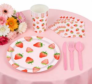 Vaisselle jetable rose pour fête d'anniversaire de filles sur le thème des fraises, baby shower, pique-nique, nappe de table - Product Image 4