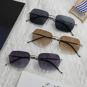 Lunettes de soleil de luxe personnalisées sans monture en métal pur, à changement de couleur, anti-lumière bleue, <span class=keywords><strong>pour</strong></span> hommes et femmes myopes, avec correction de la vue - Product Image 2