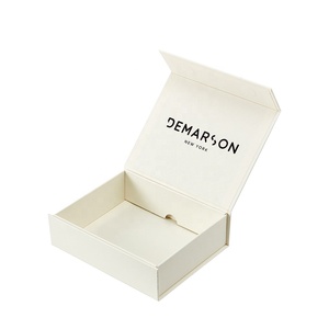 Caja Plegable de Cartón Rígido Personalizada con Juego de Bolsas de Papel, Cajas de Regalo para Joyería y Cosméticos - Product Image 5