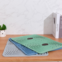 Tapis de séchage de vaisselle en silicone moderne de qualité alimentaire, écologique, avec canaux rainurés, résistant à la chaleur, antidérapant, logo personnalisé, OEM disponible