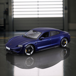 Modellino <span class=keywords><strong>Auto</strong></span> in Metallo Pressofuso Bburago Scala 1:24 per Ragazzi dai 14 Anni in Su, con Controllo a Forza, Espositore all'Ingrosso, Confezione in Scatola Colorata - Product Image 2