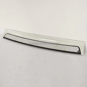 LC200 Accessoires <span class=keywords><strong>de</strong></span> voiture Kit <span class=keywords><strong>de</strong></span> carrosserie Protection <span class=keywords><strong>de</strong></span> coffre arrière Pare-chocs arrière Plaque <span class=keywords><strong>de</strong></span> <span class=keywords><strong>seuil</strong></span> pour Toyota Land Cruiser 2016-2018 - Product Image 5