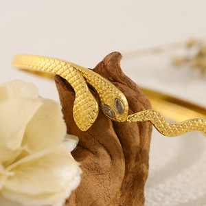 Bracciale a Polsino Vintage Placcato Oro con <span class=keywords><strong>Serpente</strong></span>, Design Retrò con Squame e Occhio di Cristallo, Bracciale Aperto Regolabile per Donna - Vendita Calda - Product Image 5