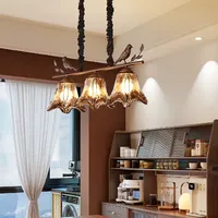 Lámpara Colgante de Diseño Francés de Lujo con Diseño de Pájaro, Hierro y Vidrio Ámbar, Tamaño Mediano para Sala de Estar