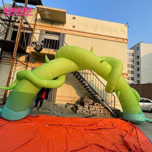 Arco Inflable Decorativo con Diseño de Plantas Verdes - Product Image 1