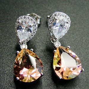 Pendientes Colgantes Alexander de Plata de Ley 925 al por Mayor para Mujer, Joyería con Piedras de Color Cambiable - Product Image 2