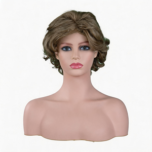 Peluca de Cabello Sintético Corto Estilo Bob para <span class=keywords><strong>Mujer</strong></span>, Color Castaño Claro <span class=keywords><strong>Natural</strong></span>, Estilo en Capas, Sin Pegamento, para Uso Diario, Fiestas y Disfraces - Product Image 2