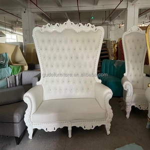 Nueva venta al por mayor nuevo diseño oro real rey <span class=keywords><strong>Luis</strong></span> II silla resina apilable Silla de fiesta - Product Image 1