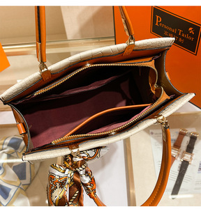 New Fashion Designer Crossbody Bags High Quality PU <b>Leather</b> Shoulder Messenger Bag Casual Totes Luxury Women Handbags and <b>Purses</b> - Product Image 6