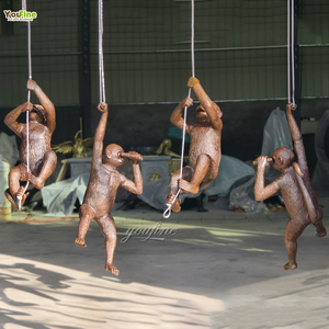 YOUFINE実物大鋳造ブロンズ真鍮吊り猿像彫刻 - Product Image 1