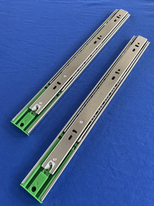 Armoires réseau en acier 100% de haute qualité avec un excellent rail coulissant monté en rack de serveur personnalisé directement de l'usine de Taiwan - Product Image 3