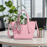Sac à main bandoulière pour femme, motif grain de litchi, style minimaliste, forme panier, durable, léger, portable, avec bouton, imperméable, Nouveauté 2026