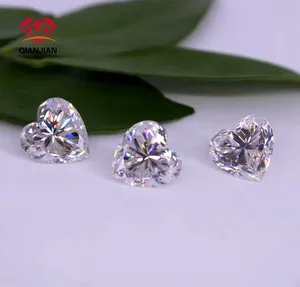 Lab grown 3EX cut heart shape synthetic moissanite DEF white diamond for 18k gold ring