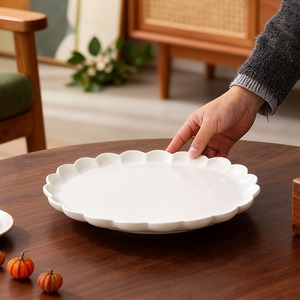 Set da Tè Pomeridiano di Lusso Moderno con Tazze in Ceramica e Teiera Resistente alle Alte Temperature per Uso Domestico - Product Image 3