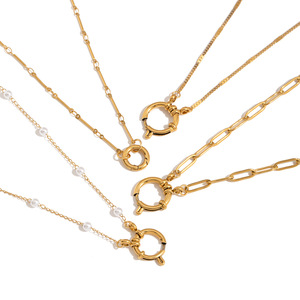 Collar de Acero Inoxidable con Cadena Chapada en Oro de 18K, Cierre de Seguridad, Diseño Geométrico, Joyería de Moda con Colgante - Product Image 1