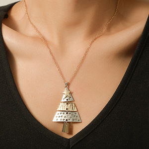 Christmas <b>Tree</b> Pendant <b>Necklace</b> Zinc Alloy Women's Jewelry Fashion Geometric Design Colorful Holiday Style - Product Image 2