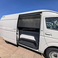 Foton View C2 Scenery G7 Fourgonnette de livraison compacte 2 places à toit surélevé, moteur essence 2.0L, boîte manuelle, conduite à gauche, pour la logistique urbaine