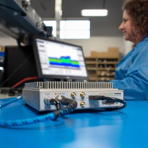 Tín hiệu Hound sm435b 43.5 Ghz thời gian thực phân tích phổ - Product Image 5