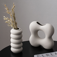 Accessoires de décoration de la maison Vase en céramique nordique créatif en forme de fleur pour cadeau de la Saint-Valentin