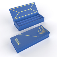Boîte cadeau rigide magnétique en forme de livre, finition mate, estampage à chaud personnalisé en or, insert divisé à ouverture rabattable pour emballage de marque de luxe