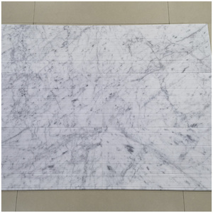 แผ่นหินอ่อนสีขาวเบียงโกคาร์ราขนาด 24''x12'' แบบมีร่อง กันน้ำ สำหรับผนังหรือกระเบื้องปูพื้น เหมาะสำหรับห้องครัวและโครงการบ้านพักตากอากาศหรูหรา - Product Image 4