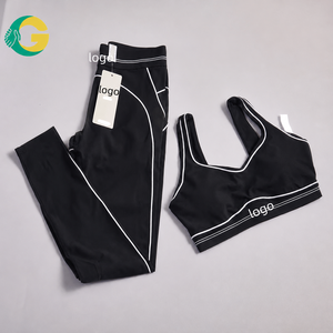 Set Sportivo da Yoga per Donna - Completo 2 Pezzi con <span class=keywords><strong>Leggings</strong></span> <span class=keywords><strong>a</strong></span> <span class=keywords><strong>Vita</strong></span> <span class=keywords><strong>Alta</strong></span> e Effetto Push-Up per Pilates, Corsa e Allenamento in Palestra - Product Image 1