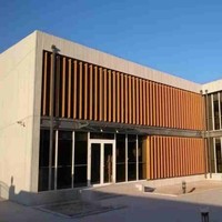 Lamelles en aluminium thermolaqué pour la décoration extérieure des bâtiments