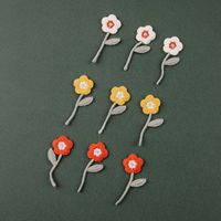 Petites broderies sans colle, idéales pour les pinces à cheveux DIY, les accessoires capillaires et les accessoires vestimentaires.
