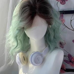 Perruque Courte Bouclée pour Femme de Marques Nationales, Cheveux Synthétiques Kanekalon, Couleur Dégradée, Boucles Printanières, Couverture Complète Naturelle - Product Image 1