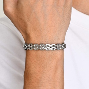 Bracelet simple et élégant en acier inoxydable, chaîne à maillons argentée pour hommes - Product Image 5