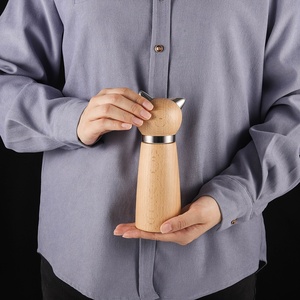 Thiết Kế Mới Hình Dạng Cao Cấp Quà Tặng Của Nhãn Hiệu Gỗ Sồi Cơ Thể Và Jar Gốm Lõi Gia Vị Máy Xay Và Muối Tiêu Mill - Product Image 5