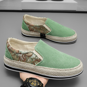 Baskets en toile respirantes pour hommes avec semelle intermédiaire en caoutchouc et semelle extérieure en PVC, durables pour les loisirs, le sport et le skateboard - Product Image 3