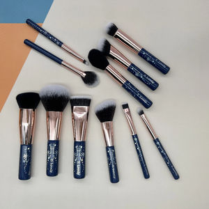 Ensemble de 9 pinceaux de maquillage professionnels YRX Mini, virole en aluminium, poils synthétiques doux, manches en bois, personnalisable, manche personnalisable - Product Image 1