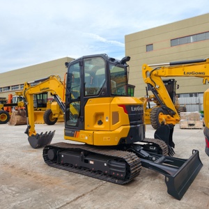 Miniexcavadora LiuGong 9055F Nueva, Envío a Todo el Mundo, Zapatas de Cadena Originales de China, Motor Potente, Incluye Repuestos - Product Image 1