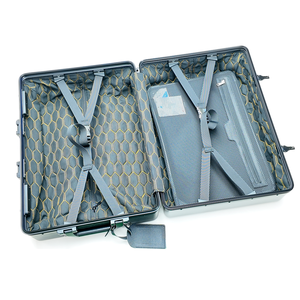 Valise à roulettes rigide en fibre de carbone de 20 pouces avec serrure à combinaison TSA pour les voyages d'affaires - Product Image 4